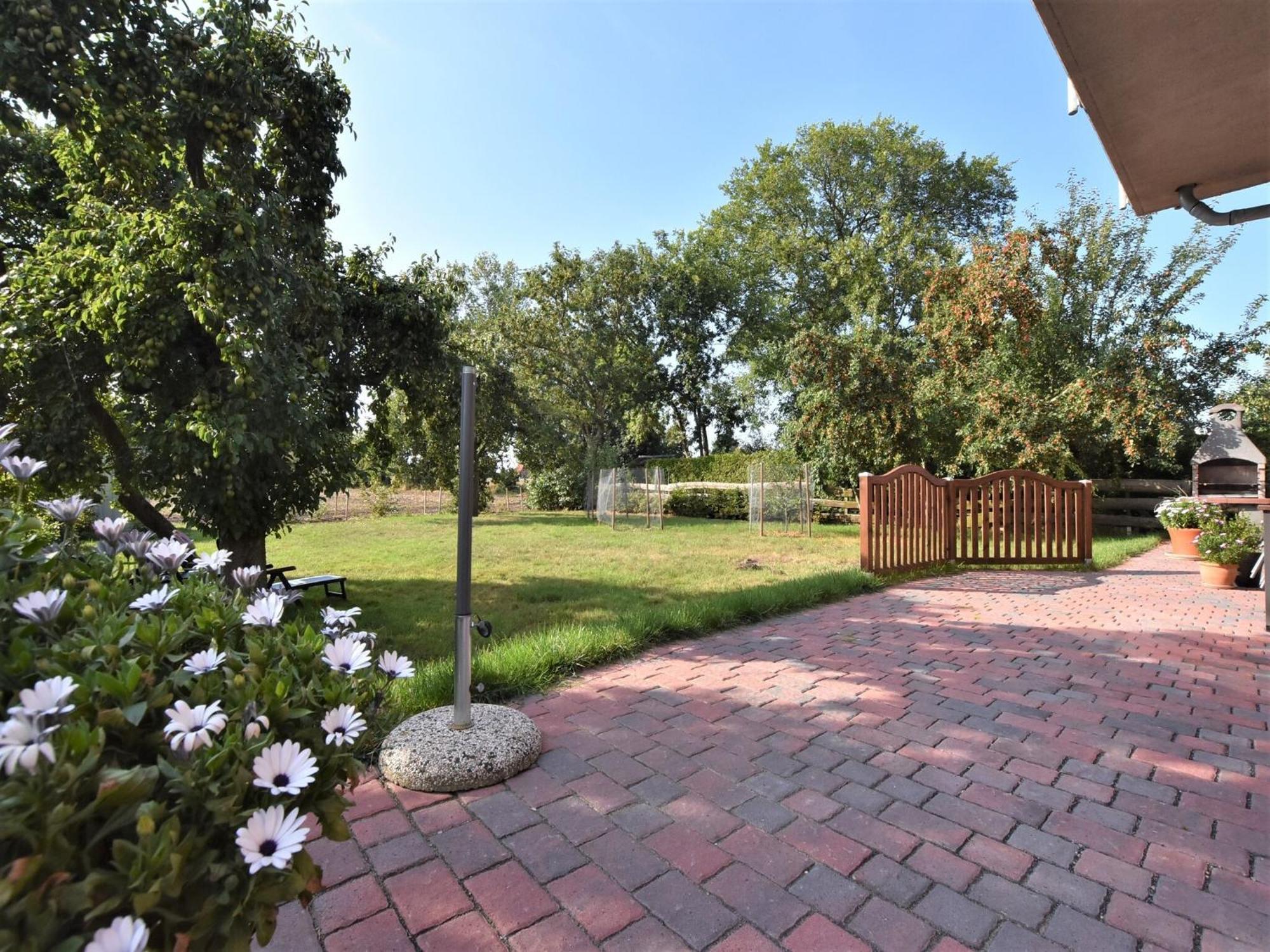 Charming Apartment In Oldenburg In Holstein With Terrace Екстер'єр фото