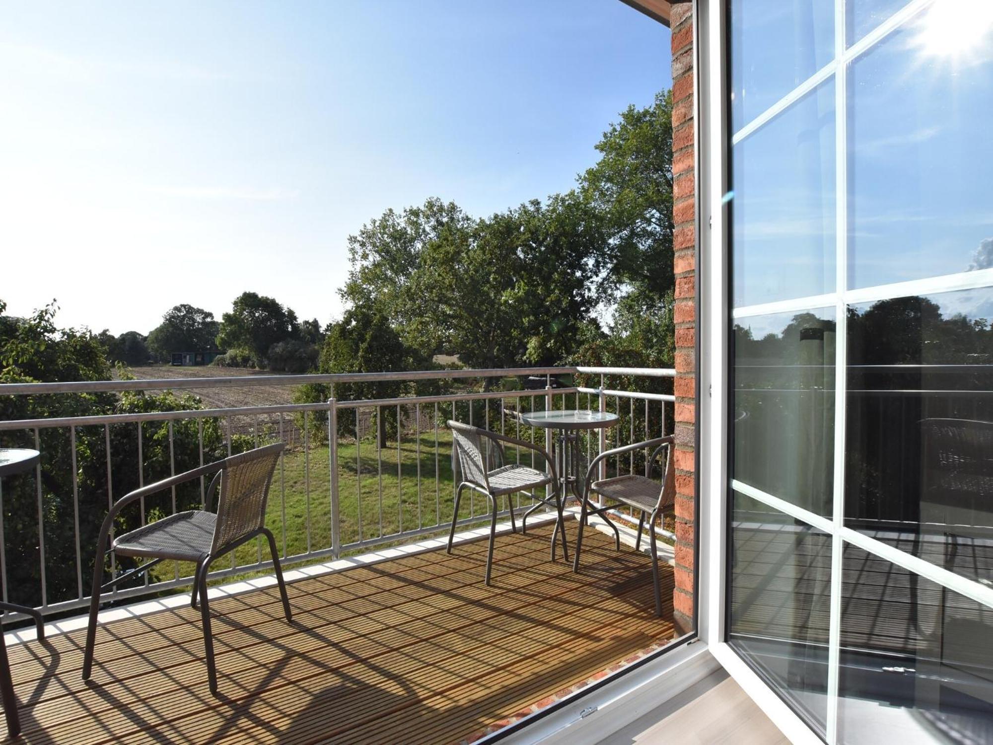Charming Apartment In Oldenburg In Holstein With Terrace Екстер'єр фото